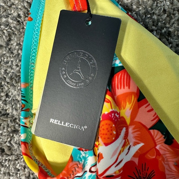 NWT RELLECIGA Women's One Piece Thong Swimsuit SZ Medium - Picture 8 of 9